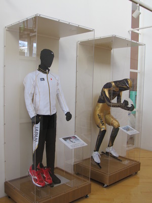 http://www.lers.co.jp/sports/assets_c/2011/01/IMG_1190-thumb-300x400-521.jpg